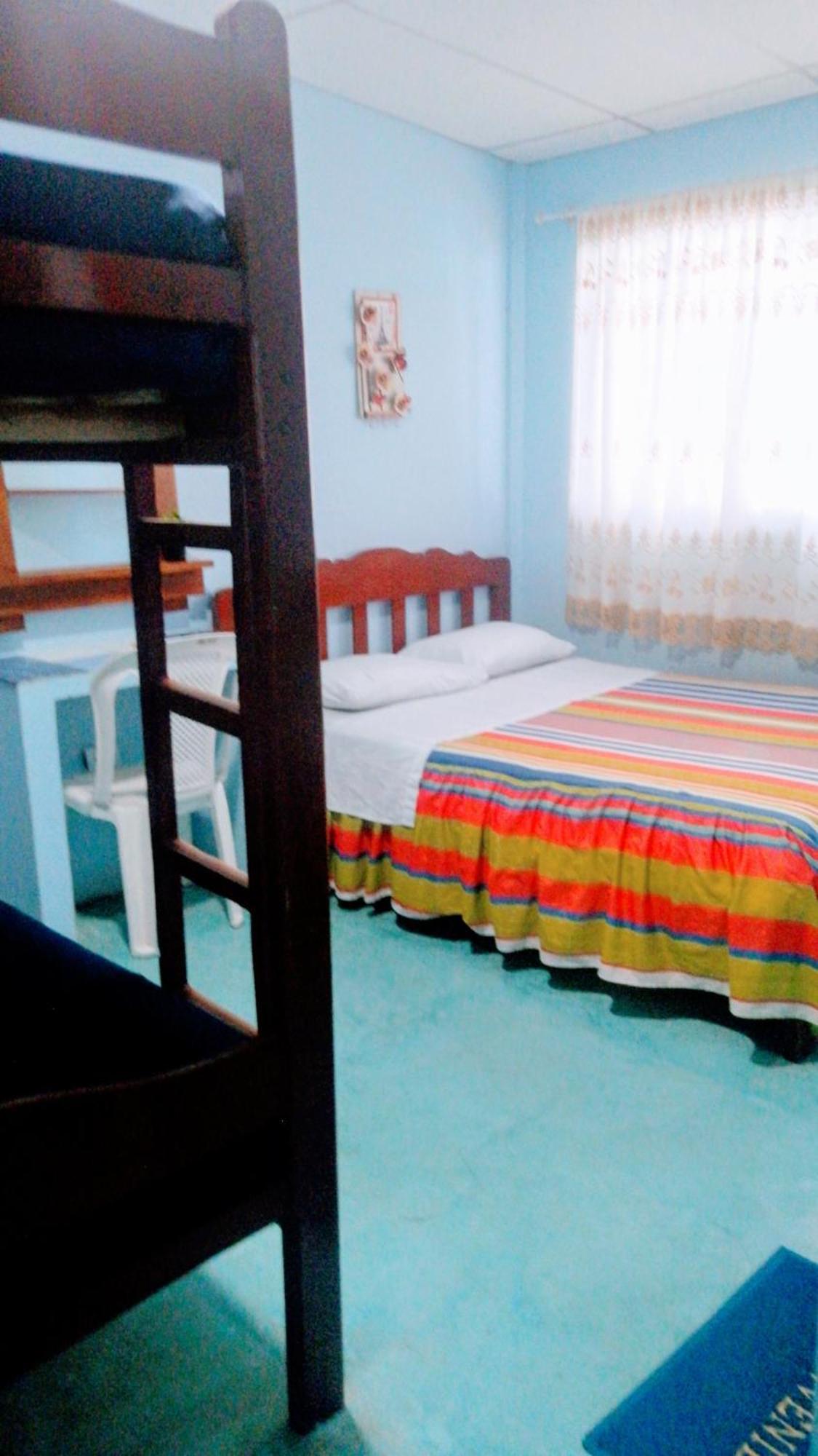Hostal Aruba Atacames Room photo