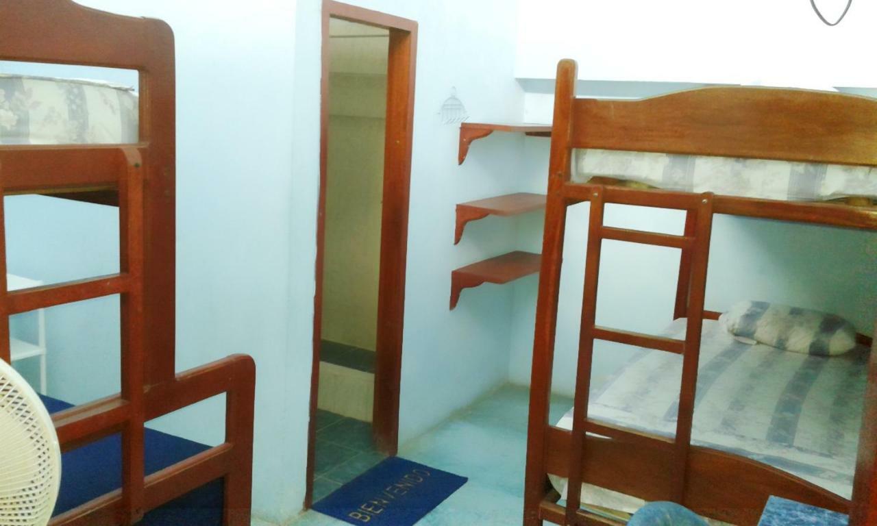 Hostal Aruba Atacames Exterior photo